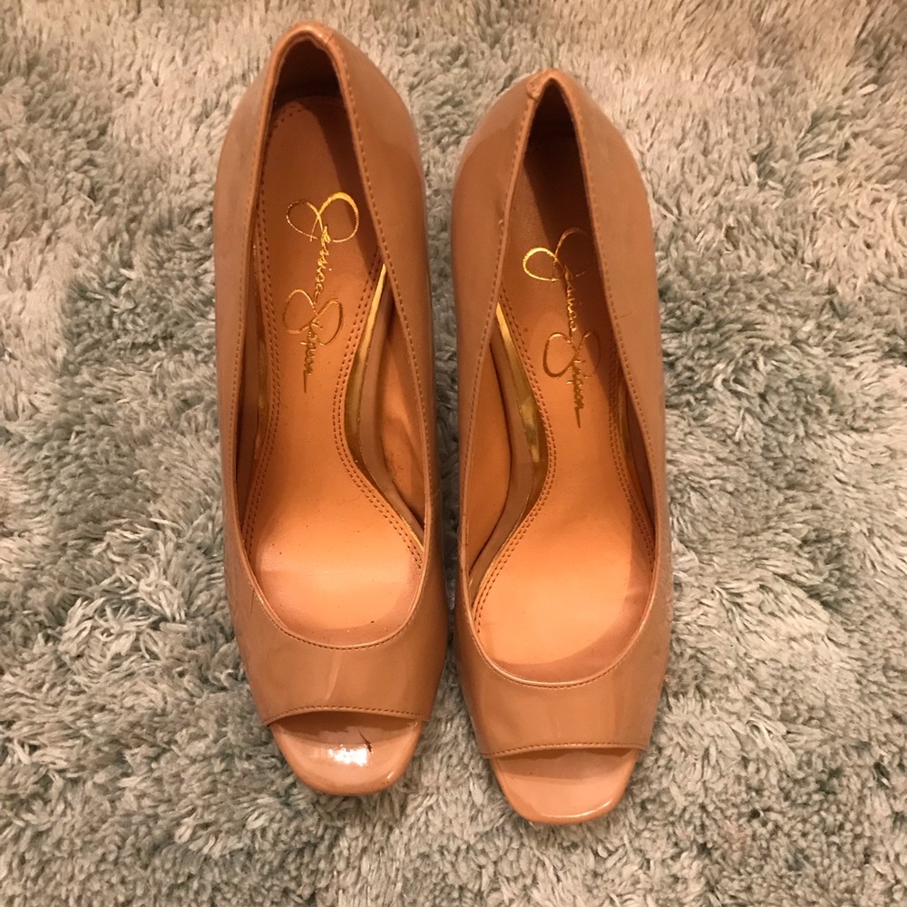 Nude Jessica Simpson stiletto.